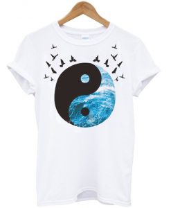 Sea and Birds Yin Yang Art Unisex Tshirt