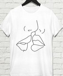 Kissing T-shirt