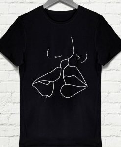 Kissing T-shirt black