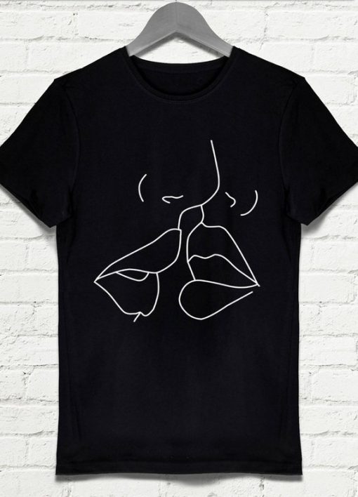 Kissing T-shirt black