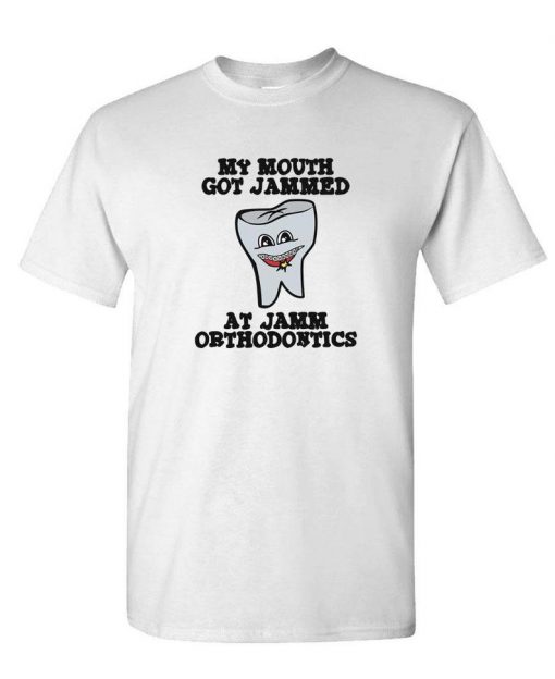 My Mouth Got Jammed - funny dentist pun - Mens Cotton T-Shirt