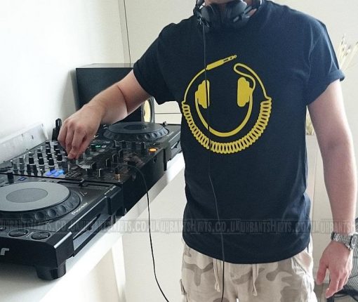 DJ HEADPHONES T-shirt