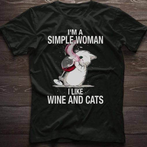 I'm Simple Woman Cat & Wine Lover T-shirt