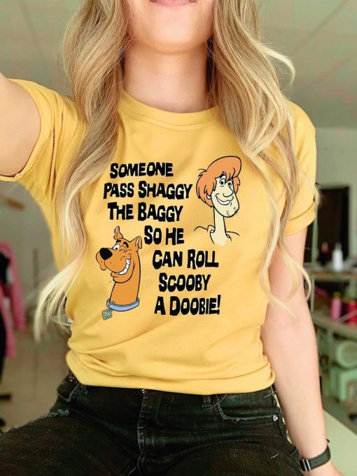 Shaggy and Scooby-doo' Graphic T-Shirt