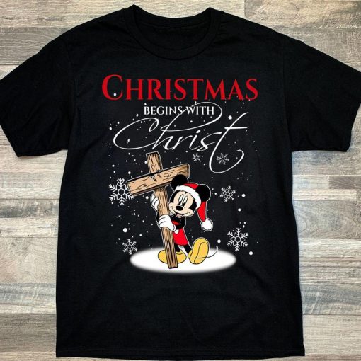 Christmas Begins With Christ Classic T-shirt