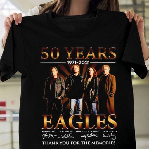 50 Years 1971-2021 Eagles thank you for the memories signatures Fan Lover Unisex T Shirt