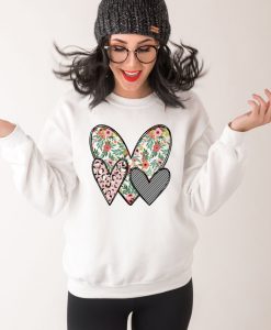 Cheetah Heart Floral Heart Cute Valentines Day Crewneck Sweatshirt