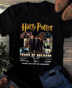 Harry Potter 19 years of release 2001 2020 signatures Harry Potter T Shirt