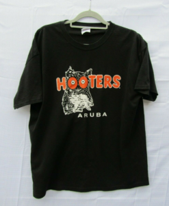 Hooters T shirt